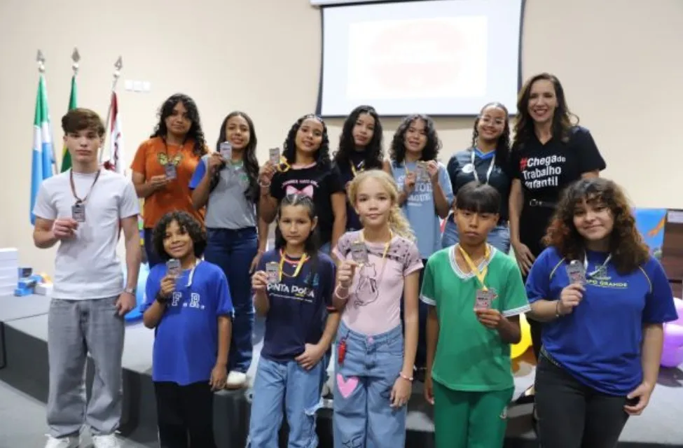 MPT-MS premia estudantes que se destacaram na prevenção e no combate ao trabalho infantil - Foto: ASCOM/MPT-MS